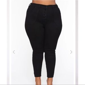 Nequita II High Rise Skinny Jeans